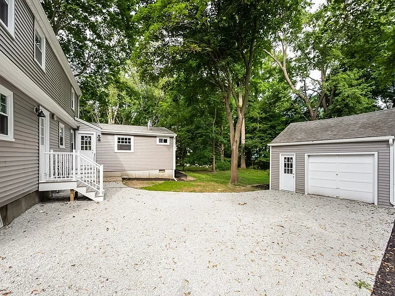 11 Rainbow Ln — Photo 22