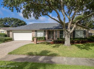 9132 Mornington Dr, Jacksonville, FL 32257