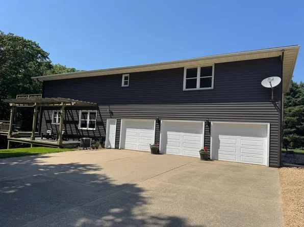 715 250th Ave, Fairmont, MN 56031