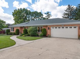 1626 N Western Ave, Park Ridge, IL 60068