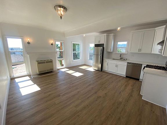 2nd image of 559 N Normandie Ave APT 207
