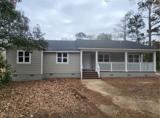 203 Piedmont Rd, Hull, GA 30646