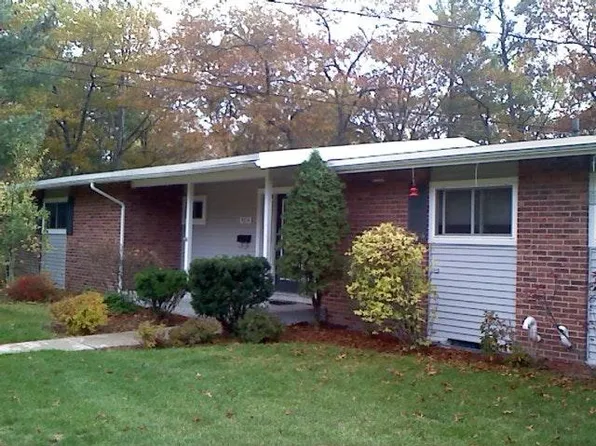 9214 Rhode Island Cir, Oscoda, MI 48750