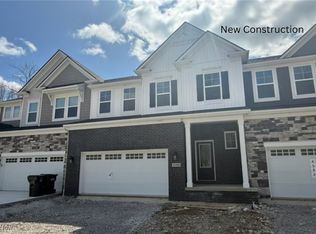 4360 Palomar Ln, Westlake, OH 44145