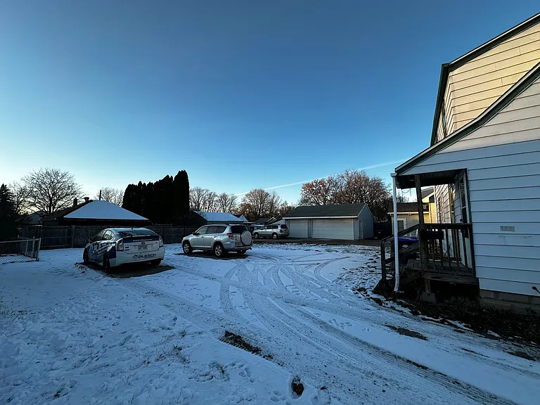 160 Gruenwald Ave — Photo 13