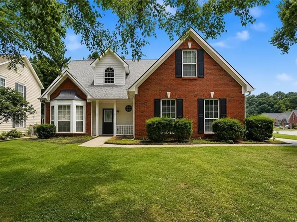 665 Peachtree Trails Dr, Suwanee, GA 30024