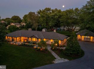 270 Brook Farms Rd, Lancaster, PA 17601