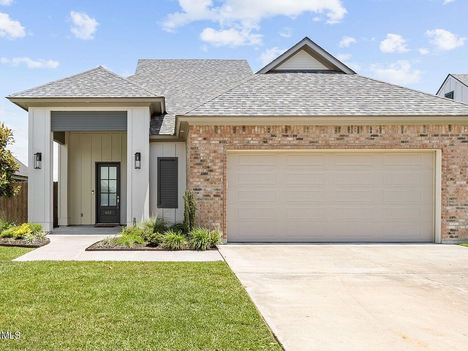 1st image of 402 Last Quarter Dr