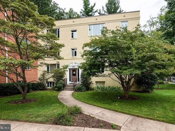 10410 Montrose Ave APT 1, Bethesda, MD 20814