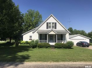 400 S James St, Table Grove, IL 61482