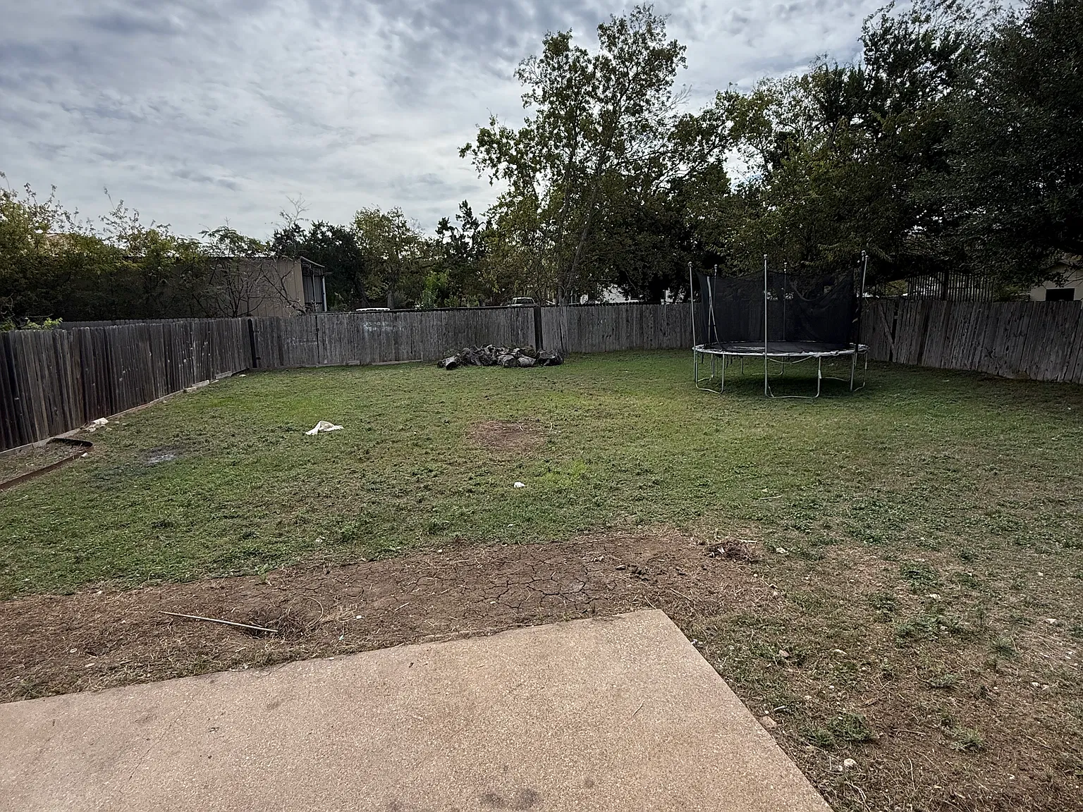 3 bed, 1.5 bath, 1247 sqft, $1,800 — Photo 3