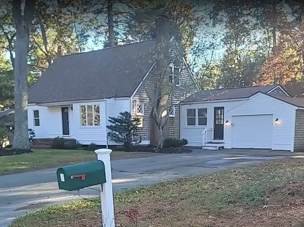 2 Westerly Ave, Kingston, MA 02364