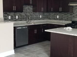 7911 Caesar Pl, Philadelphia, PA 19153