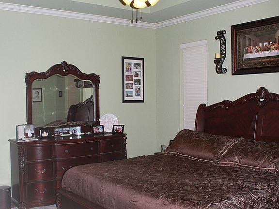 4th image of 109 Devereaux Dr
