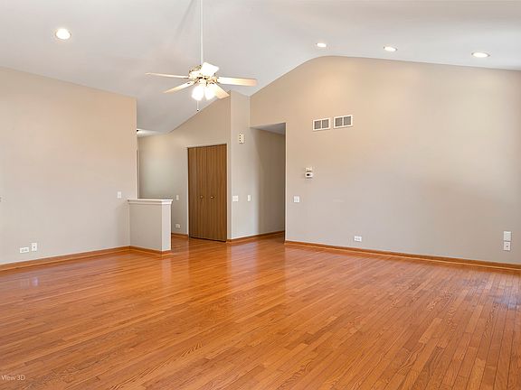 4th image of 174 Suffolk Ln