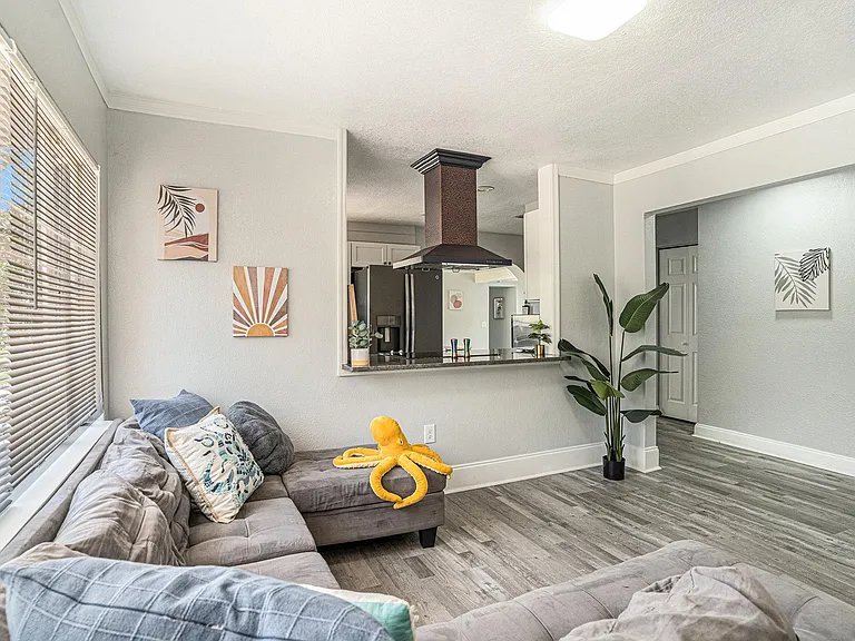 Prado Pl — Photo 7