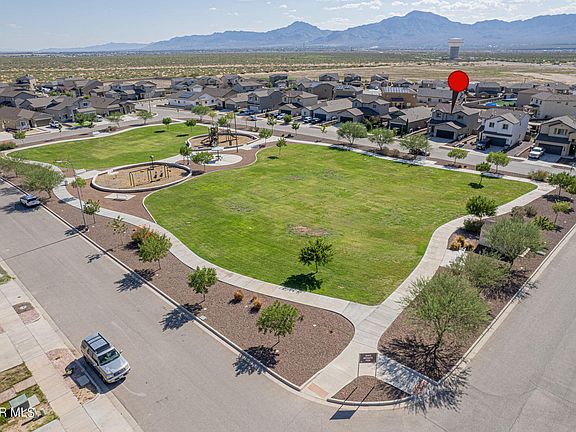 3rd image of 12133 Mesquite River Dr