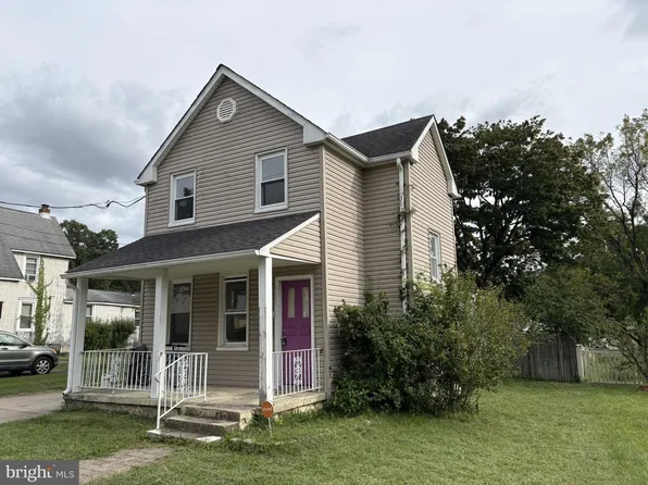 518 Ashland Ave, Magnolia, NJ 08049