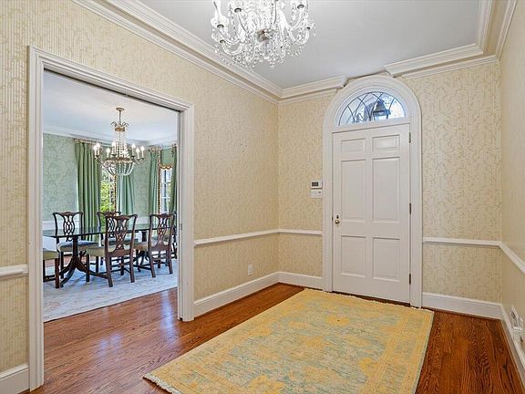 3rd image of 3516 Keats Pl