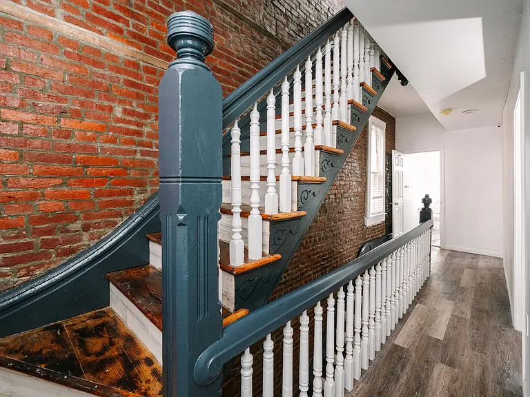 3204 Niagara St — Photo 32