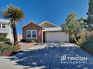 469 Minturn Loop NE, Rio Rancho, NM 87124