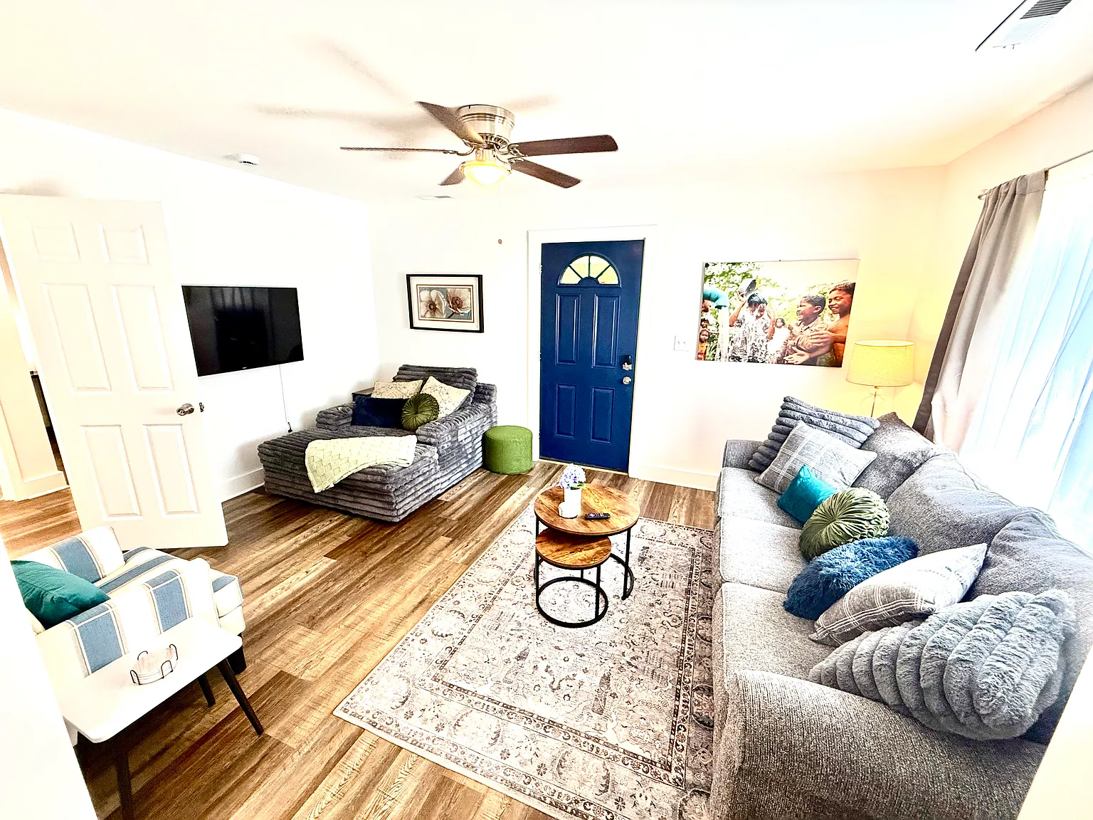 4 bed, 1606 sqft, $3,500 — Photo 2