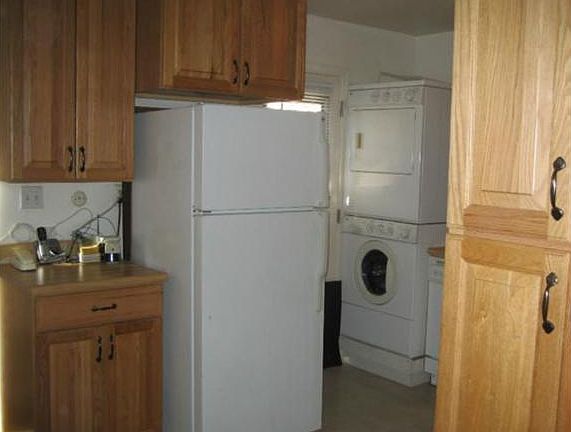 5th image of 17077 Roscoe Blvd Unit 7