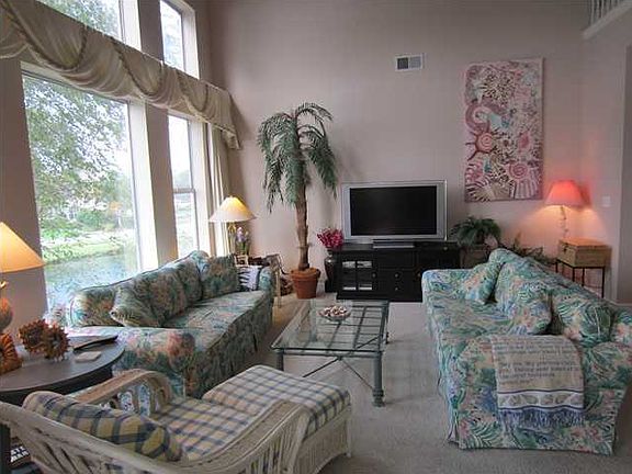 4th image of 8504 Turnberry Ct #8504