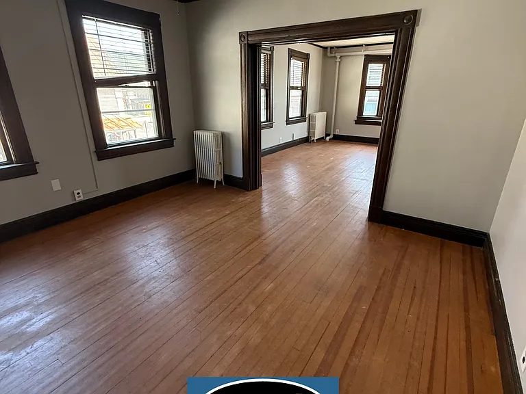 41 Main St N #2 — Photo 9