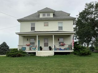 28560 Allens Grove Rd, Dixon, IA 52745