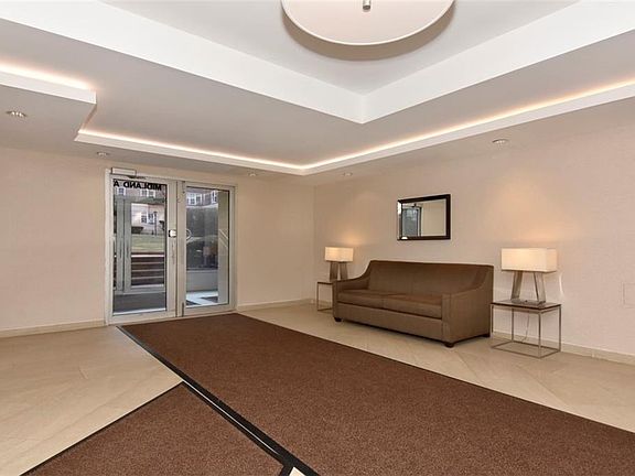 3rd image of 1300 Midland Ave APT B40