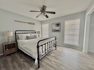 902 Pyramid Dr, Corpus Christi, TX 78412