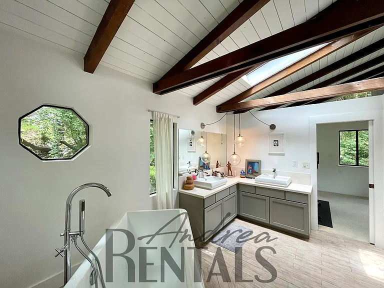 6101 Doncaster Pl — Photo 25