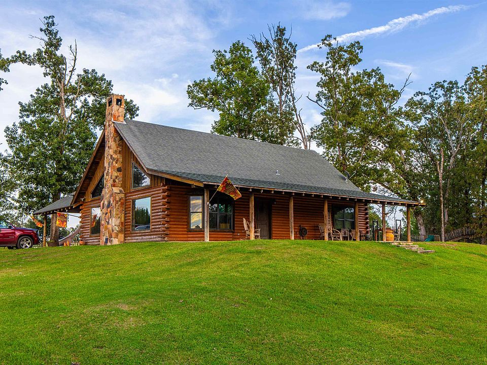 7th image of 11884 East Cres #398