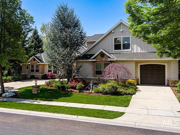 3rd image of 1647 Aspen River Way