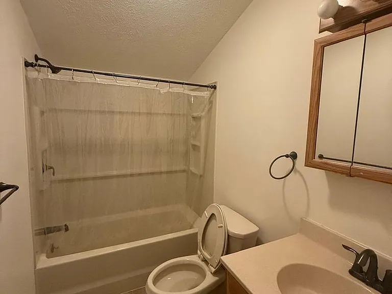 1111 Wissinoming Dr — Photo 13