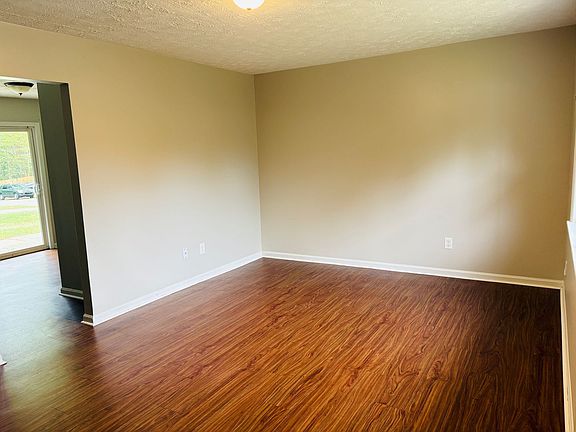 2nd image of 42 Westgate Park Ln