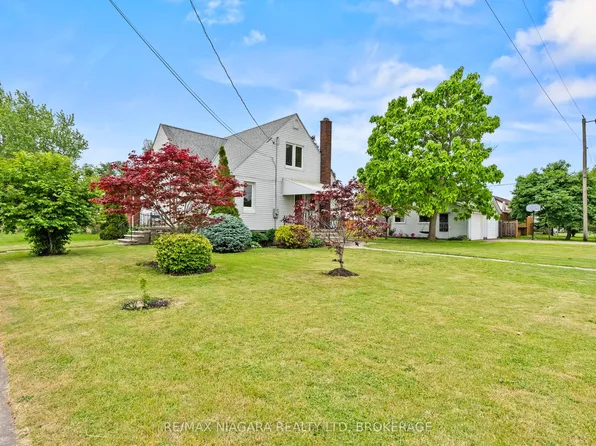 230 Wellington St, Pt Colborne, ON L3K 2K2