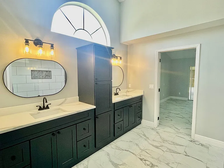 3302 Santa Monica Dr — Photo 14