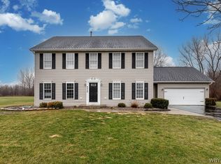 9520 Lapp Rd, Clarence Center, NY 14032