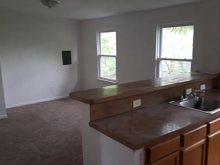 122 Garden St #D — Photo 2