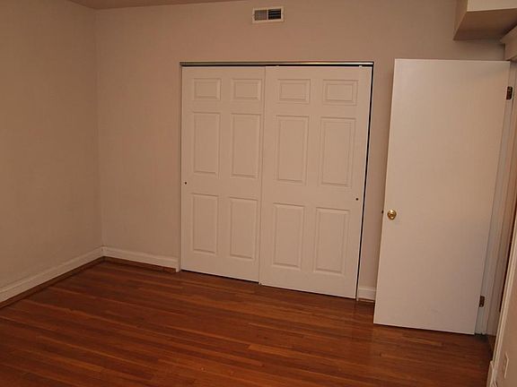 5th image of 744 Heman Ave #3