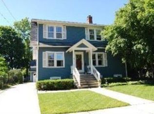 108 E Jefferson Ave, Wheaton, IL 60187