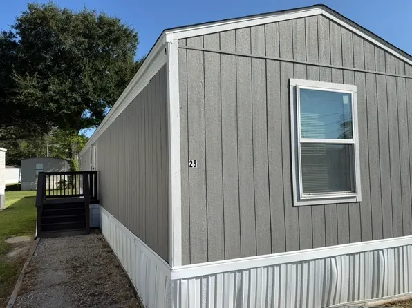 4393 Manor Dr, Kountze, TX 77625