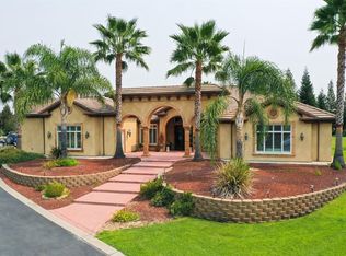 10547 Calvine Rd, Sacramento, CA 95830