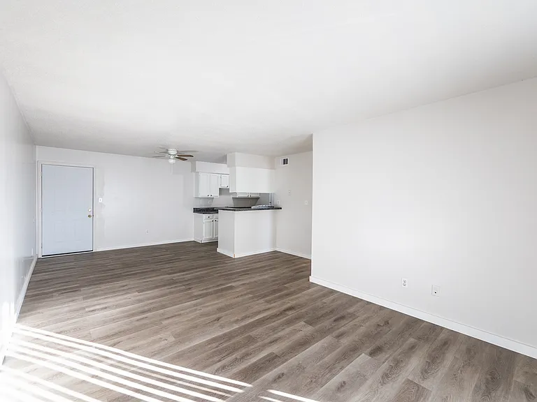 Stonewood Apartments — Photo 6