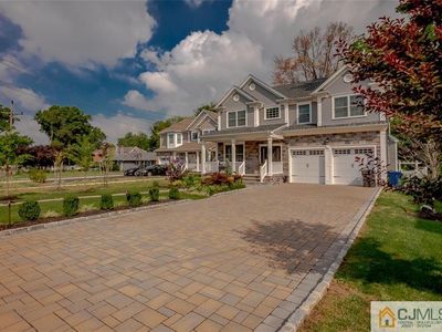 682 New Durham Rd, Metuchen, NJ, 08840