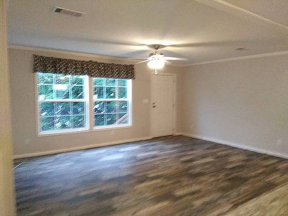 4th image of 388 Hansom Pkwy