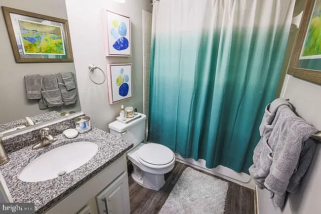 2 bed, 1.5 bath, 1270 sqft, $1,853 — Photo 2