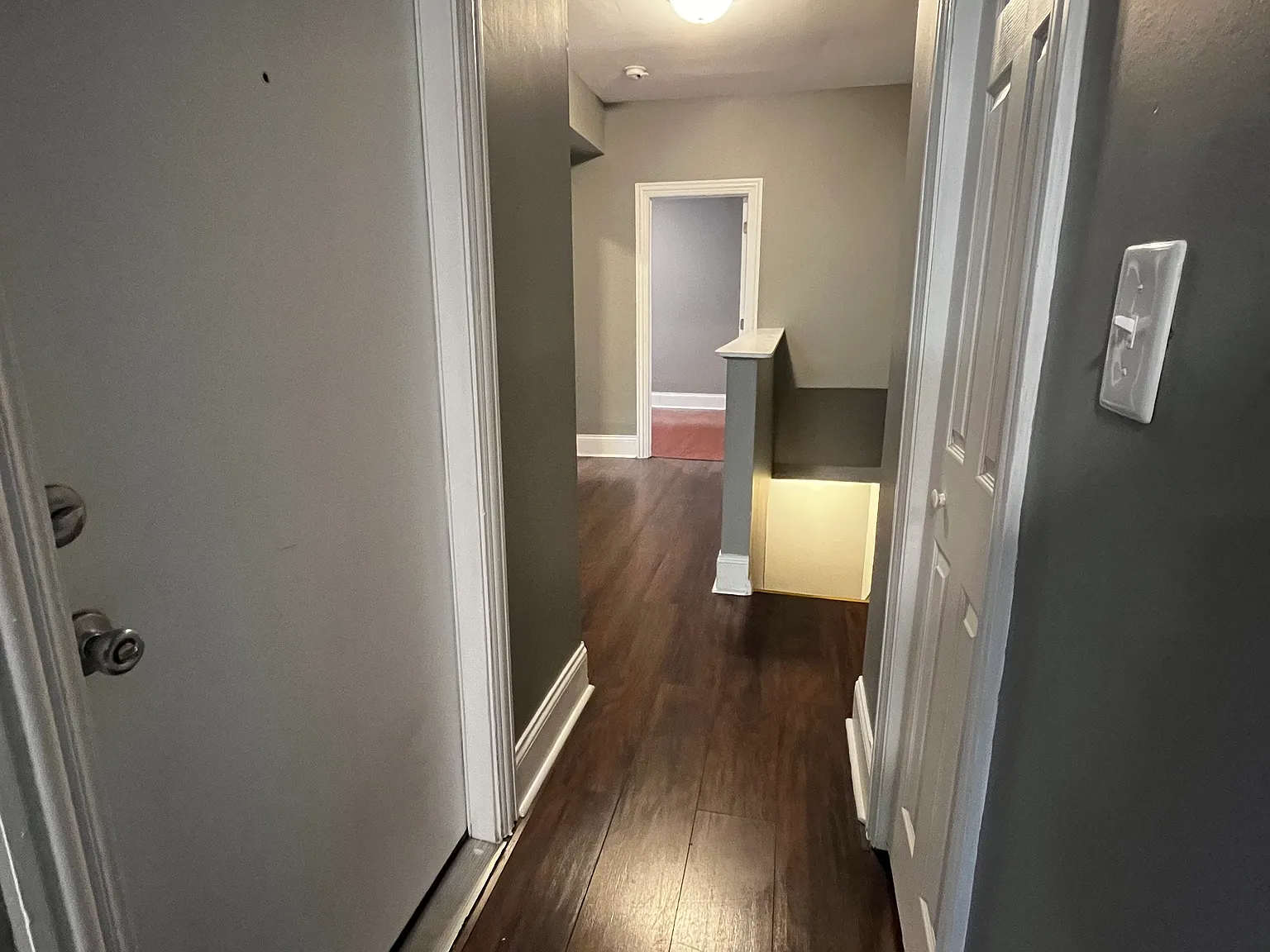 1552 N Avers Ave — Photo 2